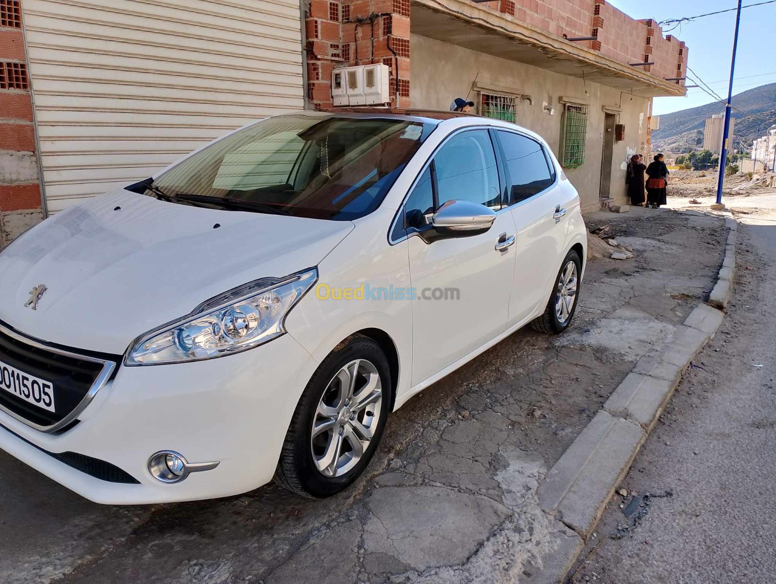 Peugeot 208 2015 Allure