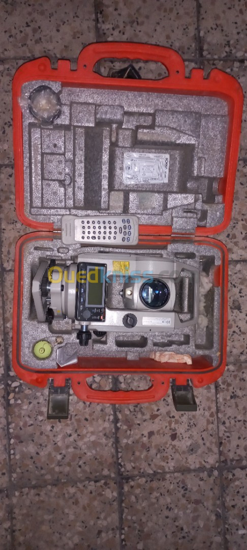 Total station sokkia net 1200 avec laser et double écran 