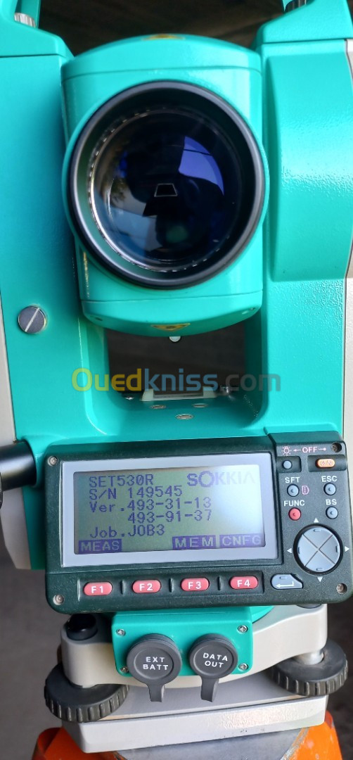 Total station sokkia set530R avec laser et double écran 