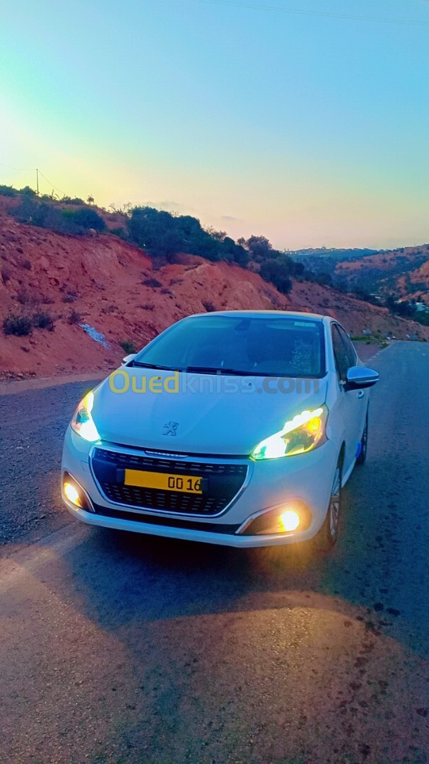 Peugeot 208 2016 Allure Facelift