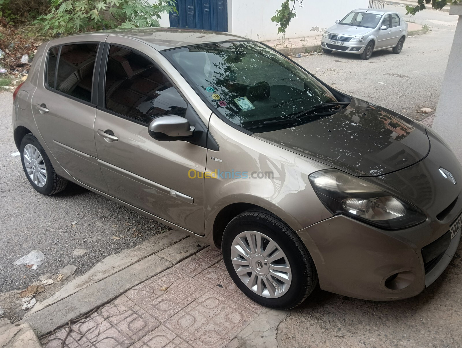 Renault Clio 3 2012 Night and Day