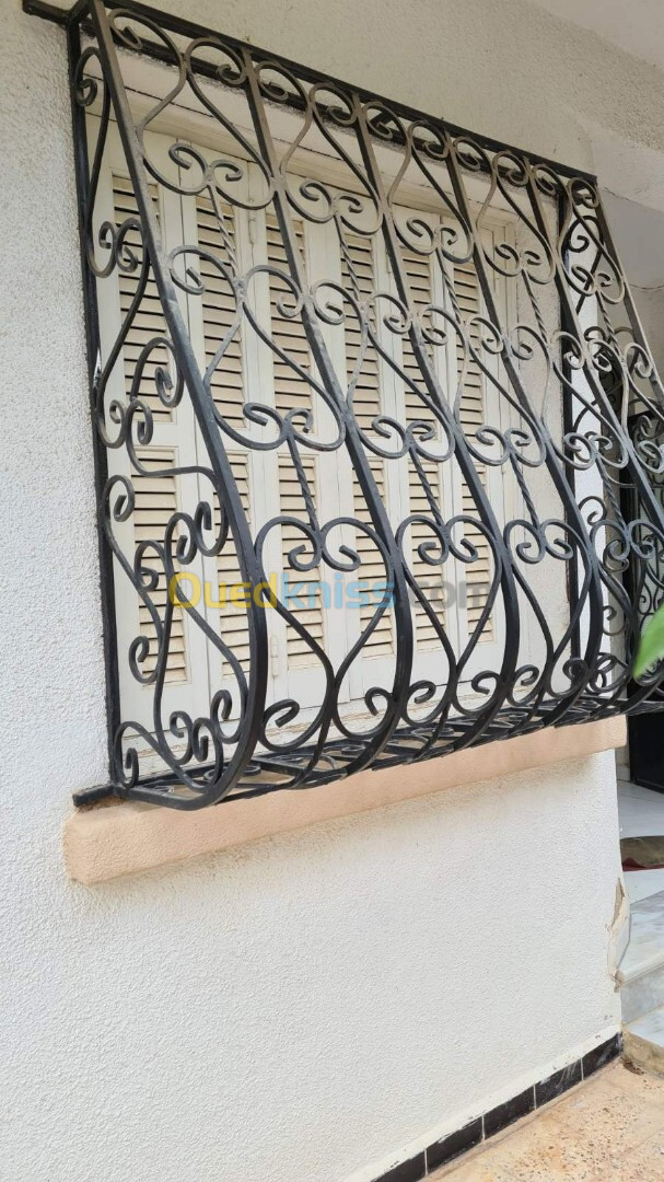 Barodage fenetres et porte balcon fer plein .نوافذ باروداج وأبواب شرفات حديدية صلبة