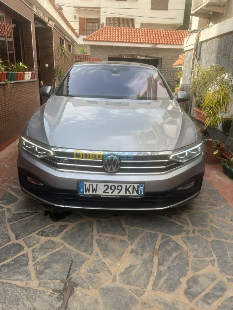 Volkswagen Passat 2022 R Line