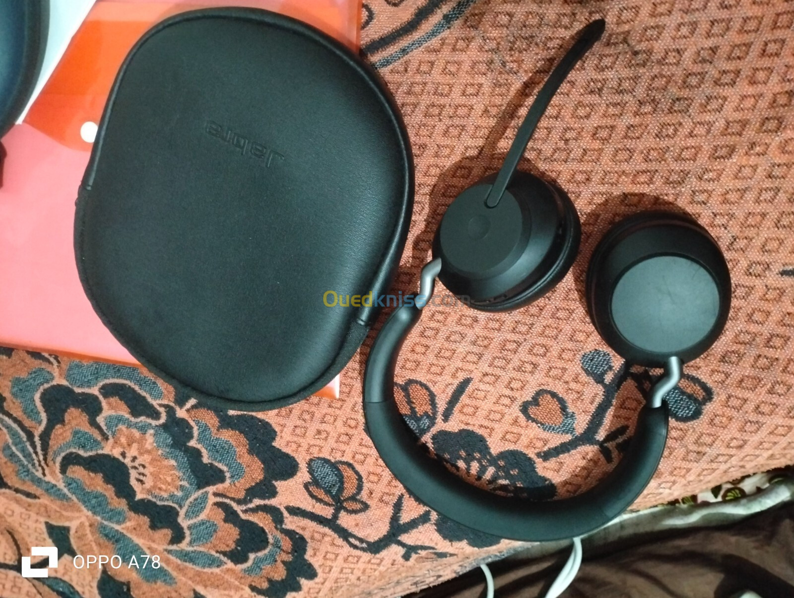 Jabra 240