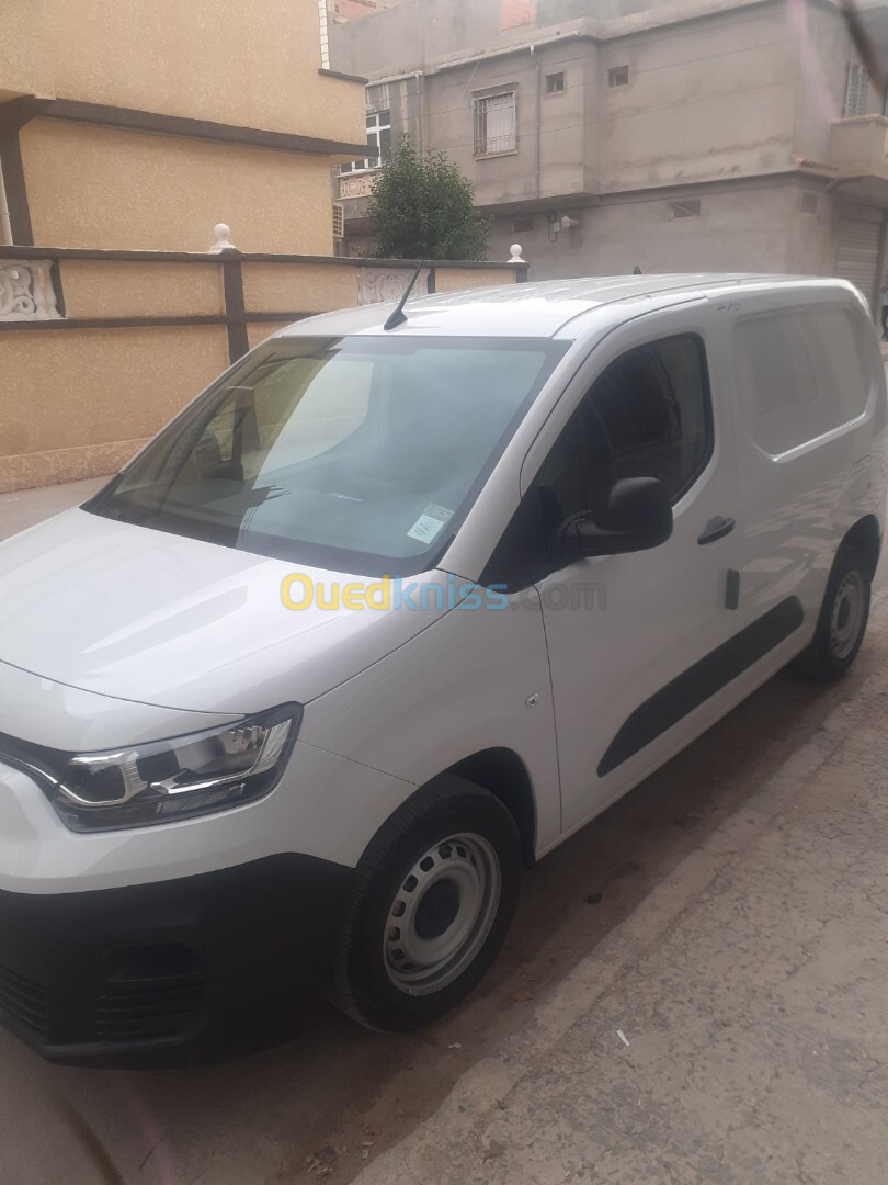 Fiat Doblo 2024 Algerie