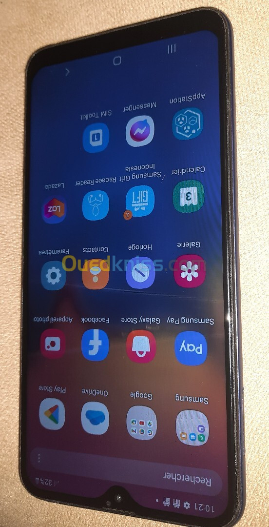 Samsung A10