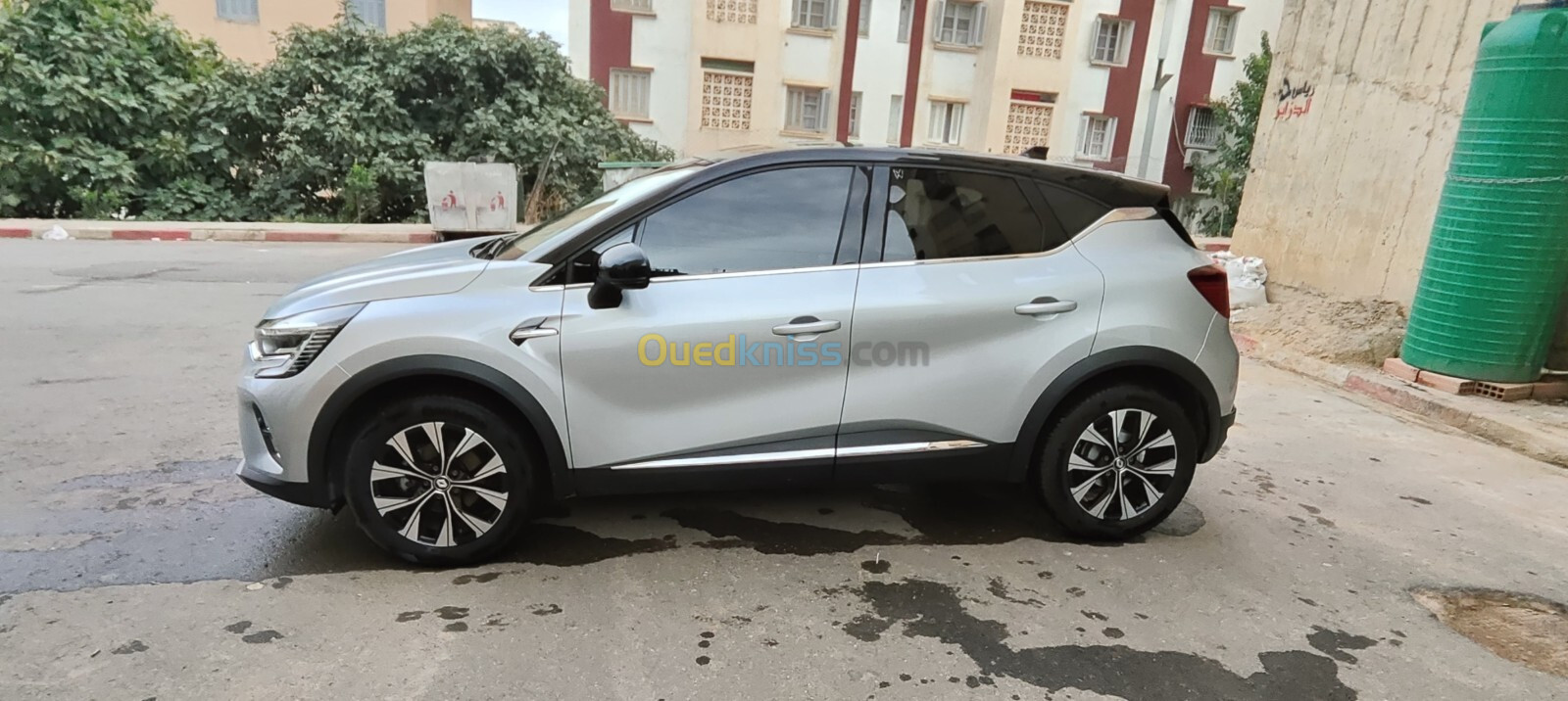 Renault captur 2023 techno