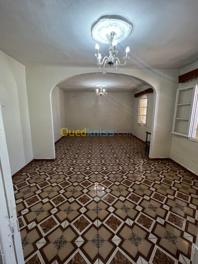 Location Appartement F5 Oran Oran