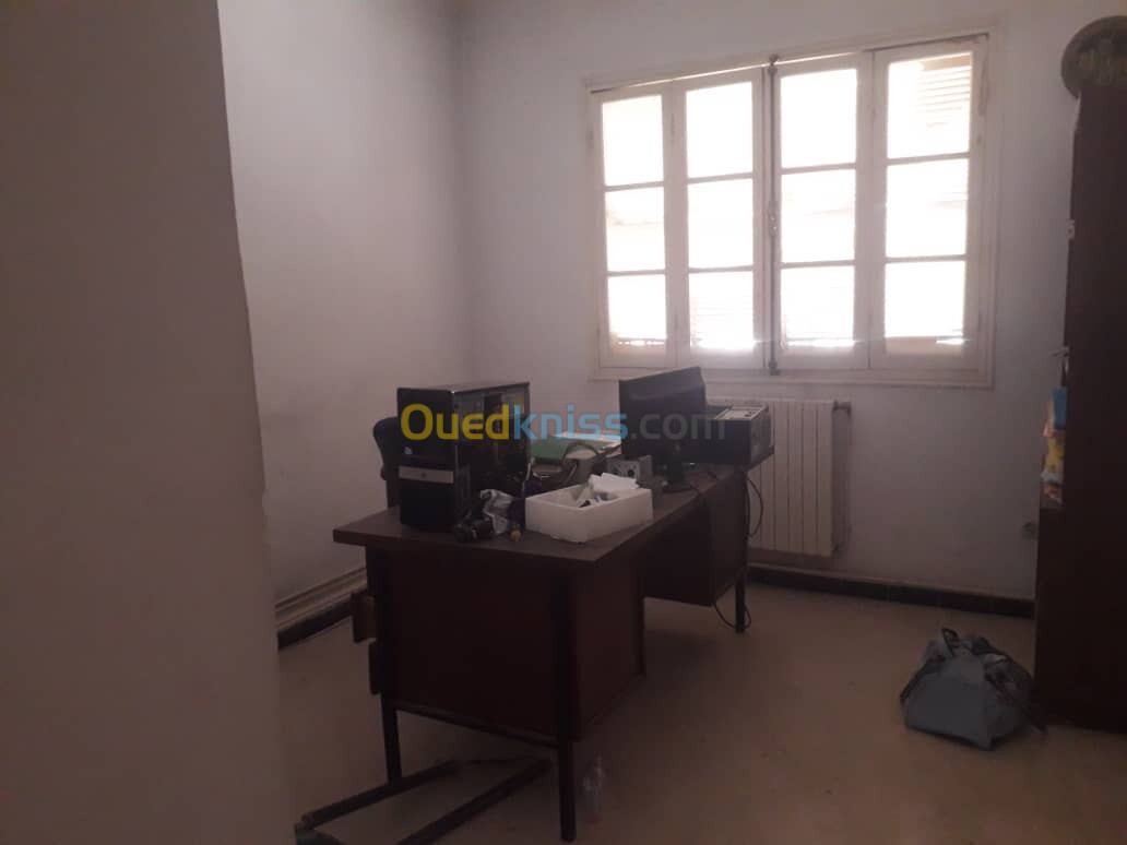 Location Niveau De Villa F4 Alger Bouzareah