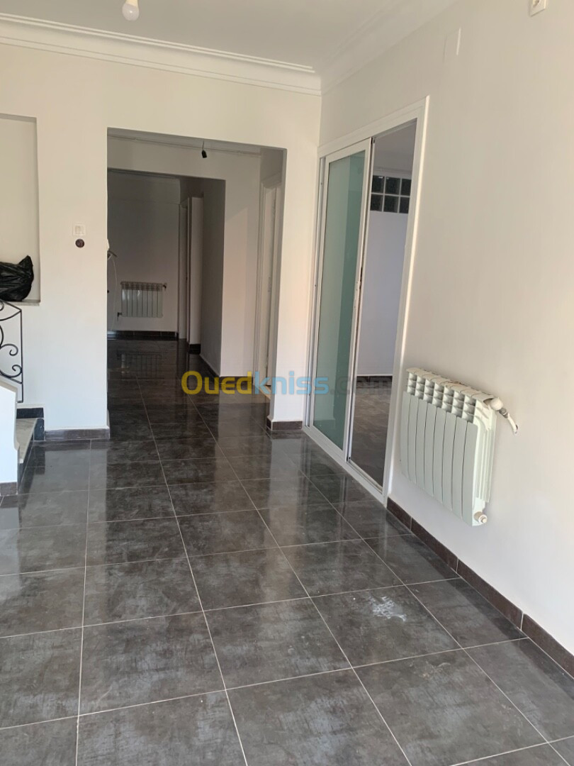 Location Appartement F4 Alger Said hamdine