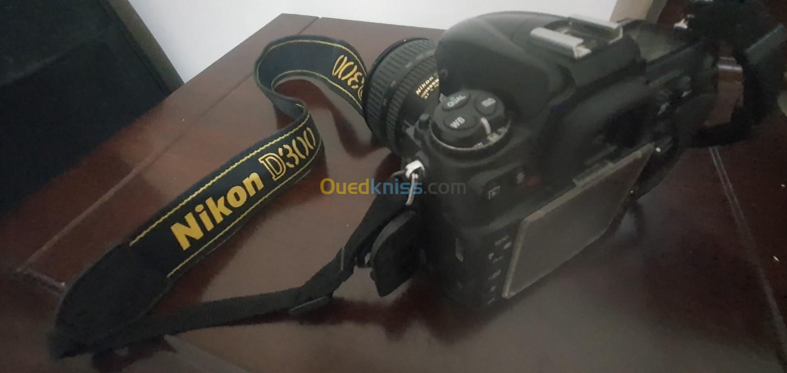 NIKON D300