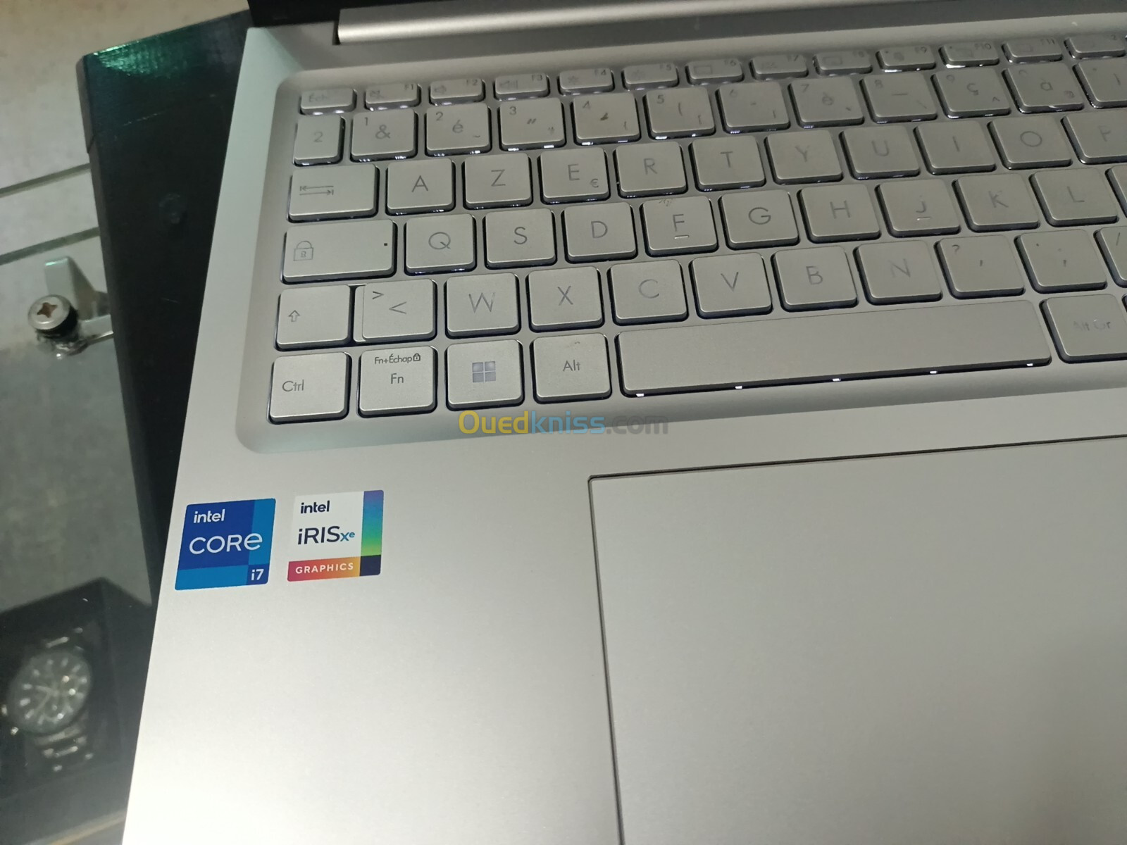 ASUS VivoBook X1605P