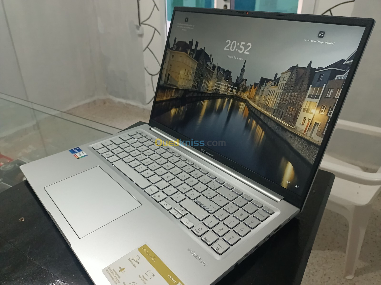 ASUS VivoBook X1605P