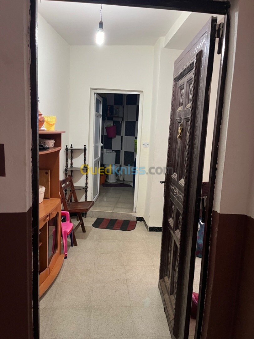 Vente Appartement F2 Tizi Ouzou Azeffoun