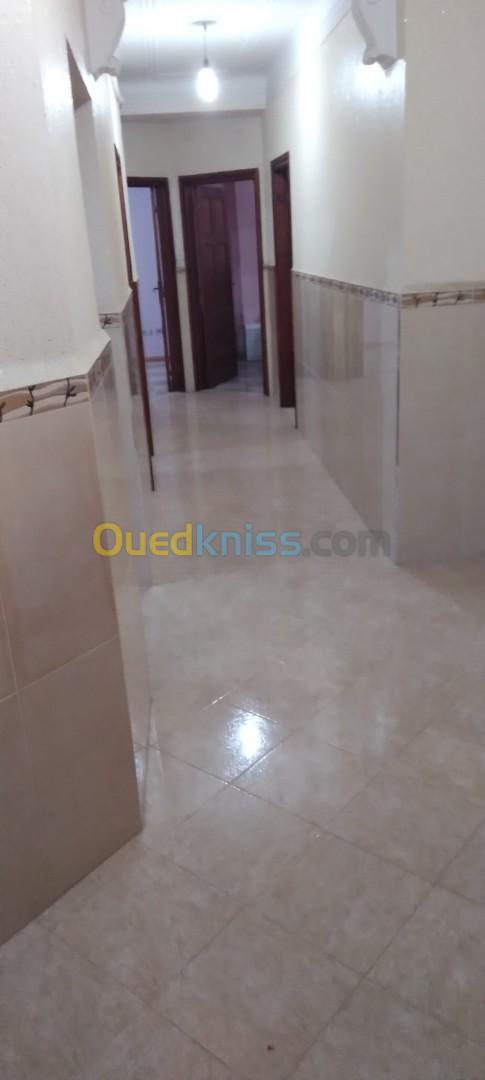 Location Appartement F4 Alger Bordj el bahri