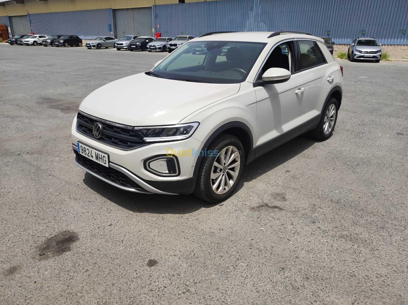 Volkswagen T-Roc 2023 