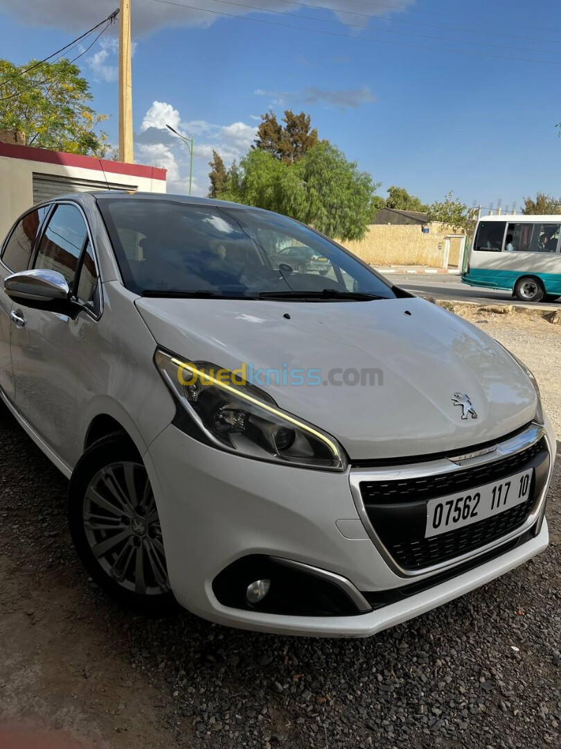 Peugeot 208 2015 Allure Facelift