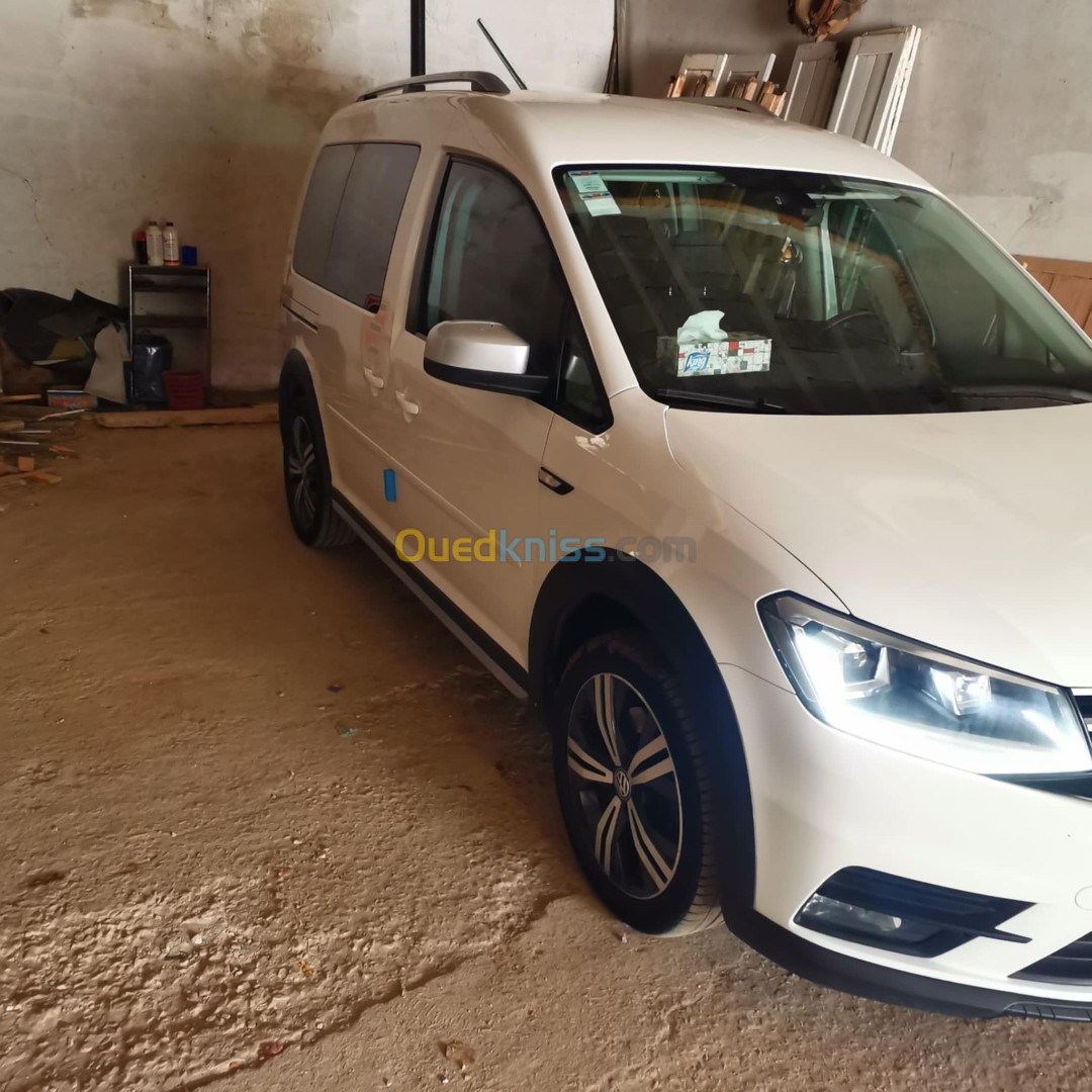 Volkswagen Caddy 2017 Alltrack