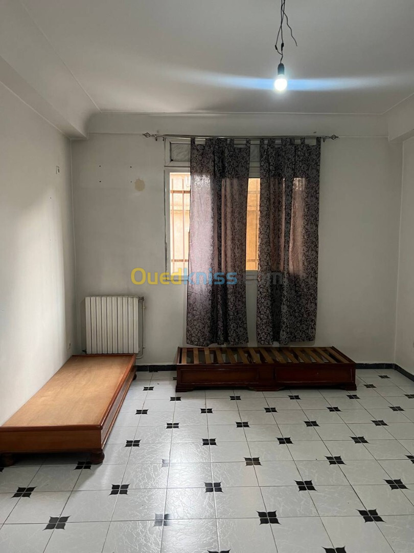 Location Appartement F1 Oran Es senia