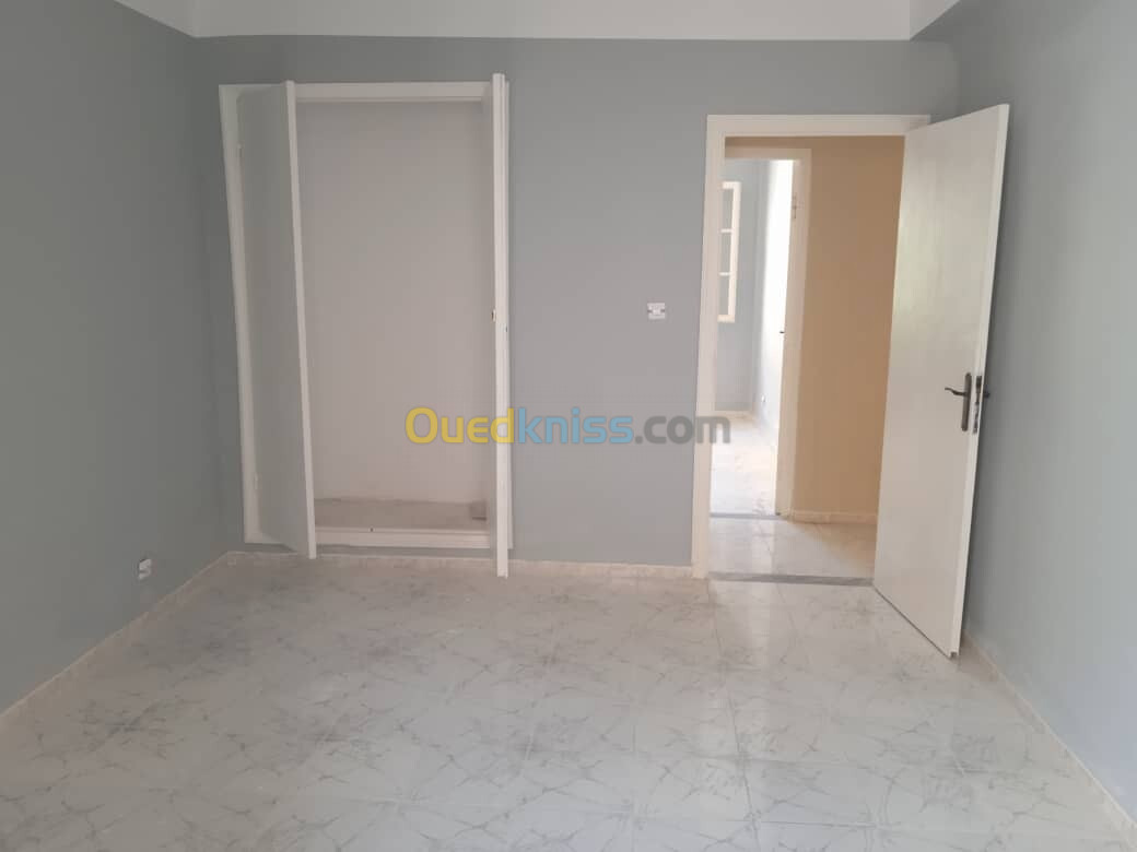 Location Appartement F3 Alger Draria