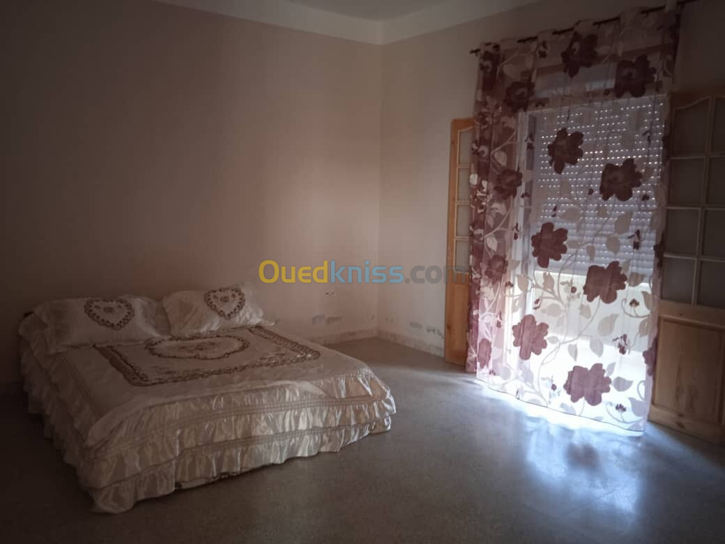 Location vacances Niveau De Villa F3 Jijel El aouana