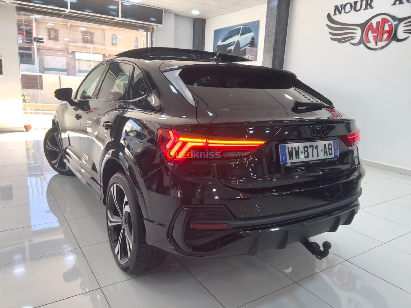 Audi Q3 2024 S-line full options