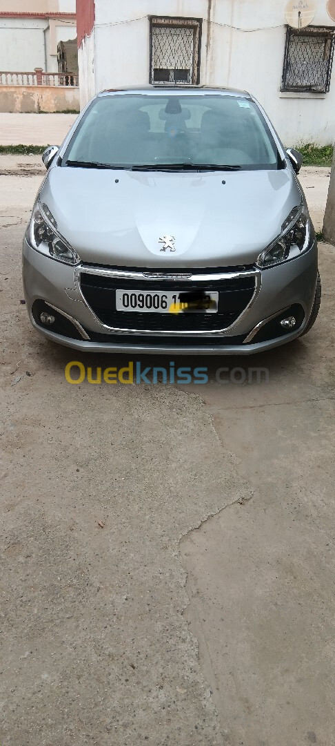 Peugeot 208 2018 Allure Facelift