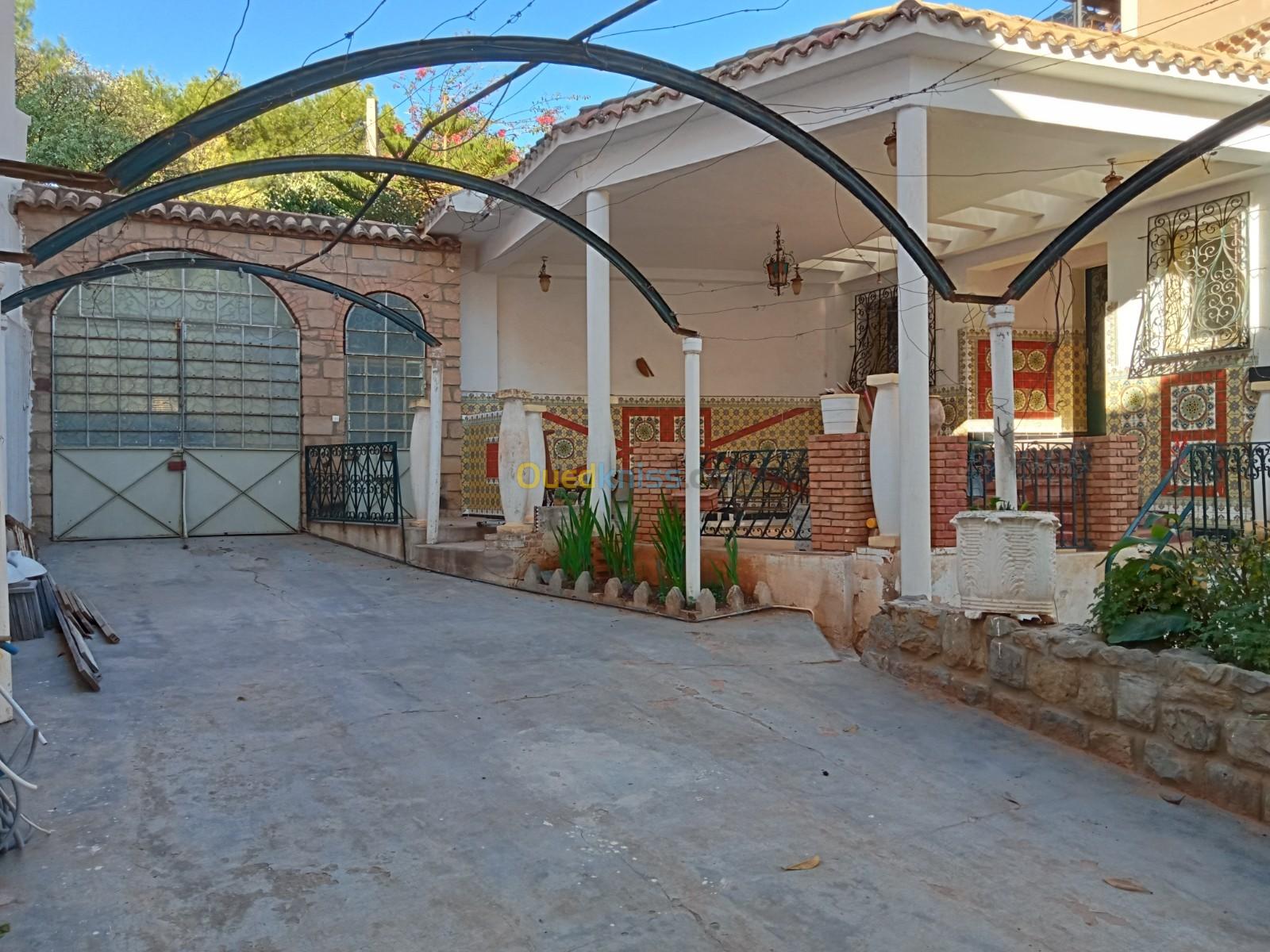 Location Niveau De Villa F6 Tlemcen Tlemcen