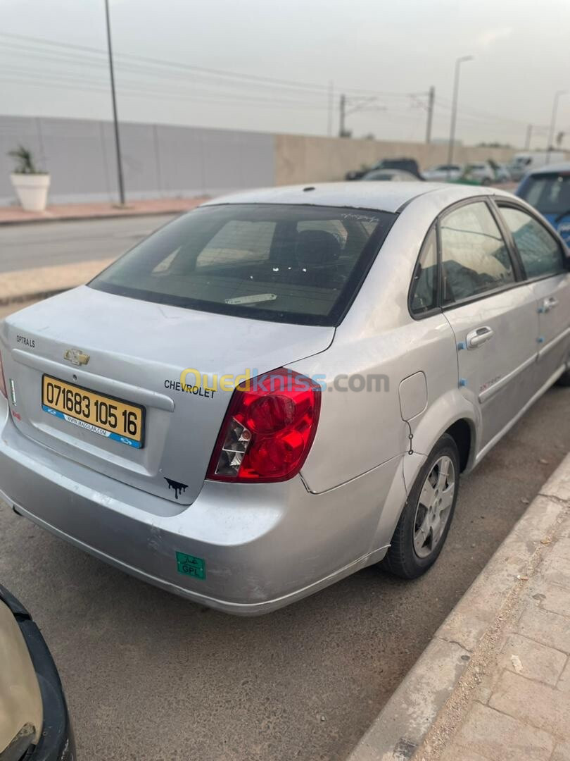 Chevrolet Optra 4 portes 2005 