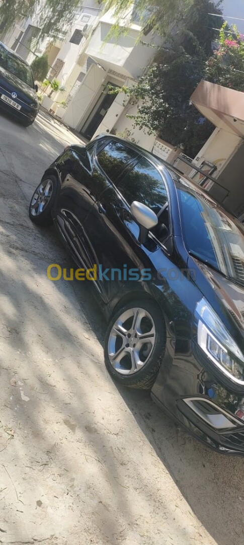 Renault Clio 4 2018 GT Line +