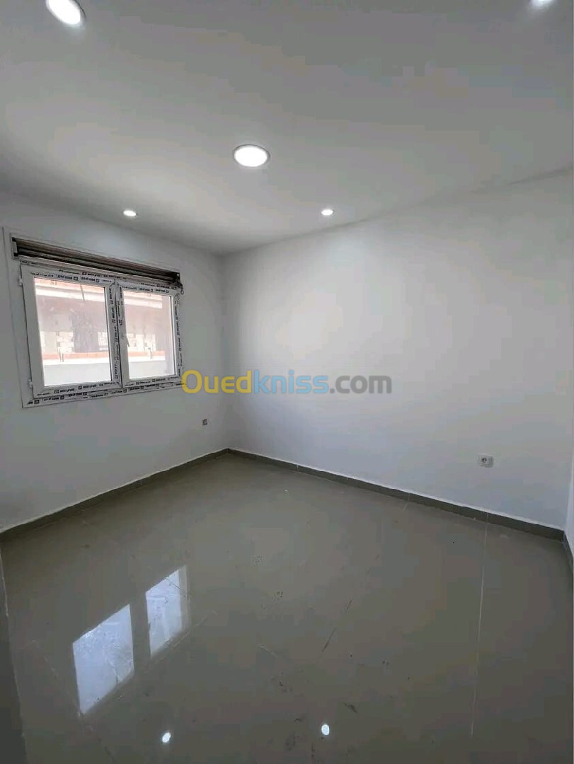 Vente Appartement F2 Alger Bordj el kiffan