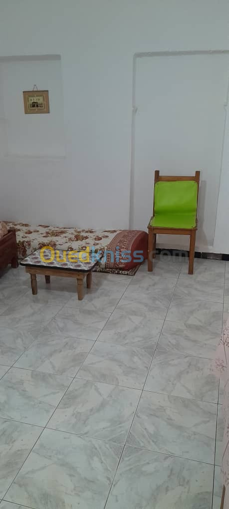 Location vacances Appartement F2 Tipaza Bou ismail