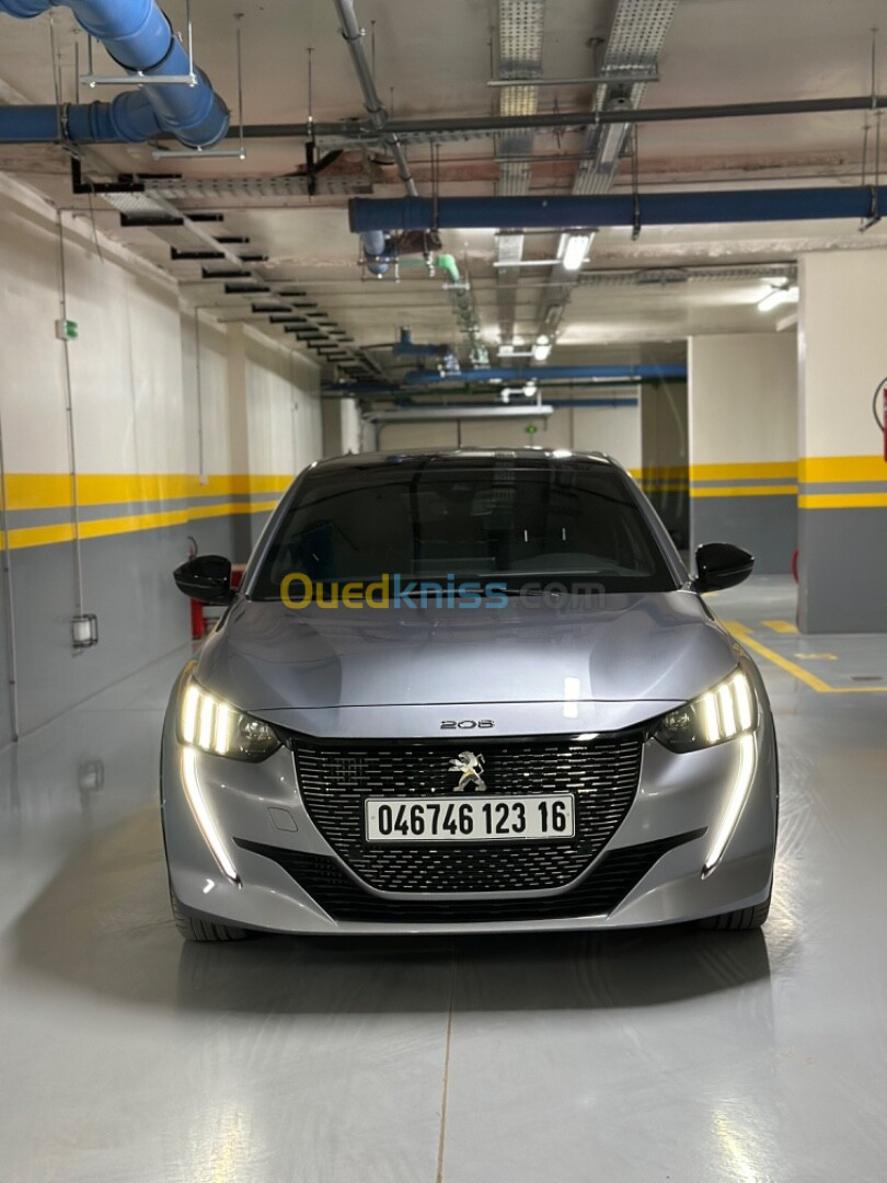 Peugeot 208 GT 2023 GY