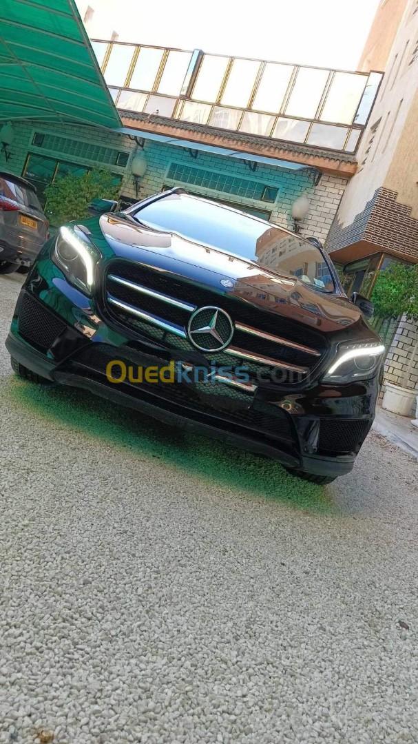 Mercedes GLA 2015 GLA