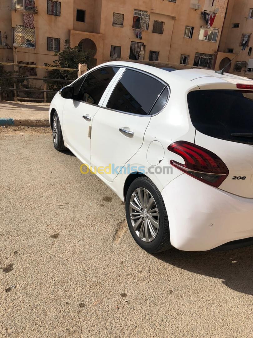 Peugeot 208 2019 Allure