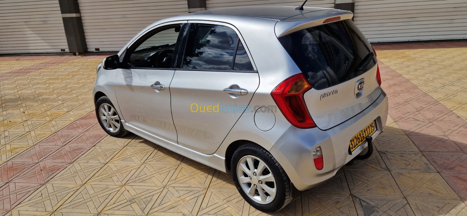 Kia Picanto 2012 Poo