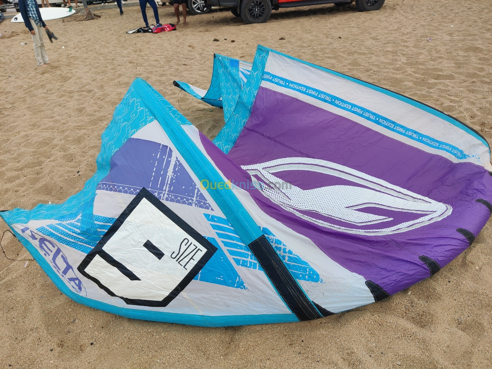 Aile de kitesurf et barre 