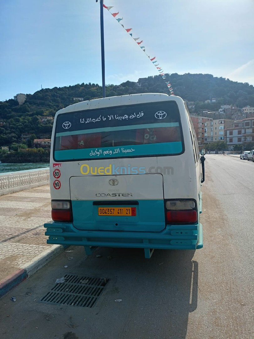 Toyota Coaster 