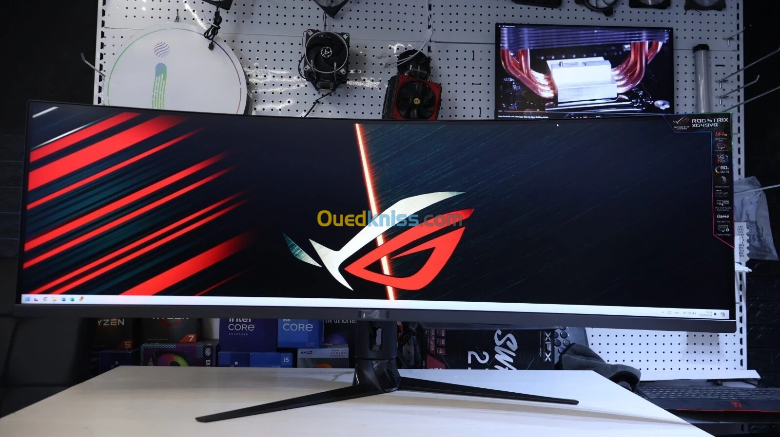 ECRAN ASUS ROG STRIX XG49VQ CURVED - 49" LED - 144 HZ - 4MS - FREESYNC - LOW LIGHT - FLICKER FREE -