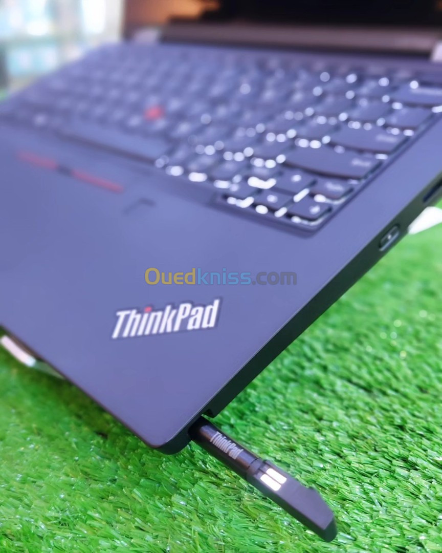 THINKPAD YOGA L13 i5 10 EME 8G 256SSD 13.3" FHD IPS ROTATIF 360