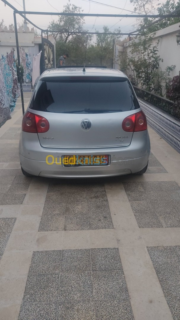 Volkswagen Golf 5 2007 Kith r32