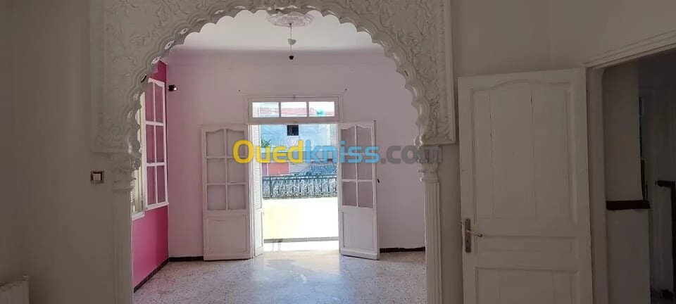 Location Niveau De Villa F6 Alger Ain naadja