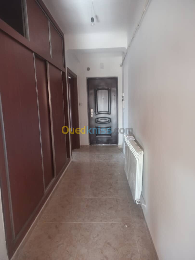 Location Appartement F4 Alger Bordj el kiffan