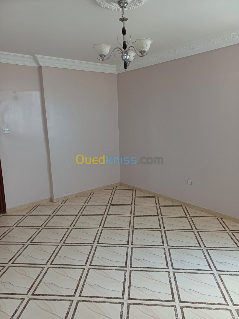 Vente Appartement F3 Bouira Sour el ghouzlane