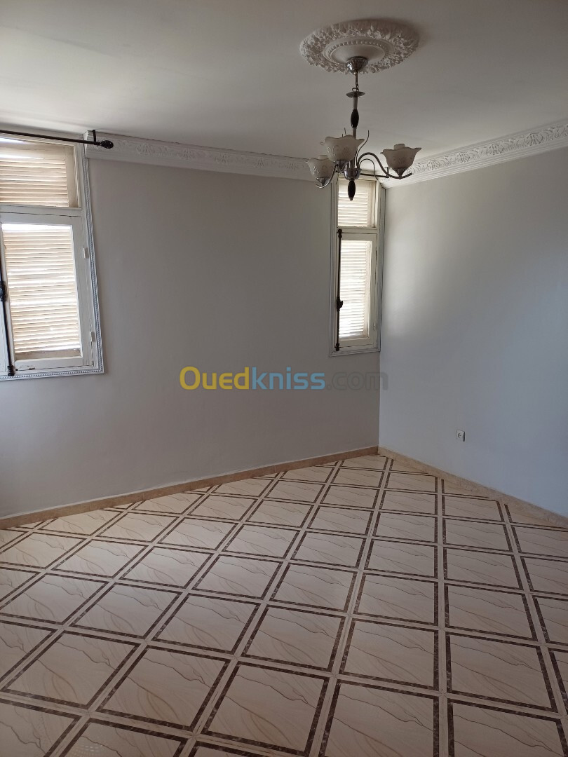 Vente Appartement F3 Bouira Sour el ghouzlane