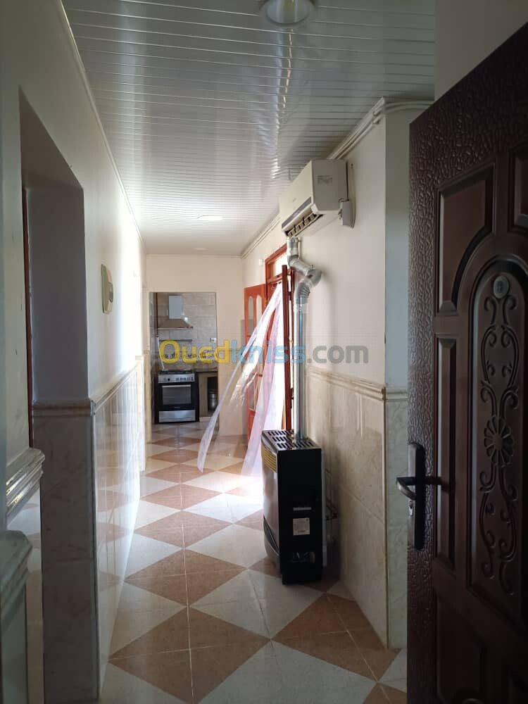 Location vacances Niveau De Villa F2 Tipaza Larhat