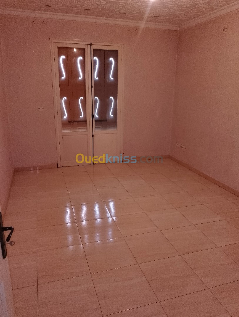 Location Appartement F3 Blida Blida