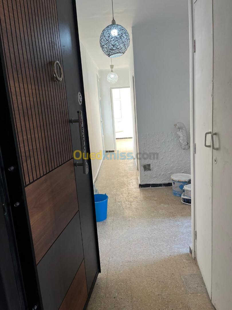 Location Appartement F4 Alger Bab ezzouar