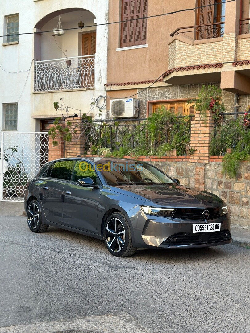 Opel Astra Élégance 2023 