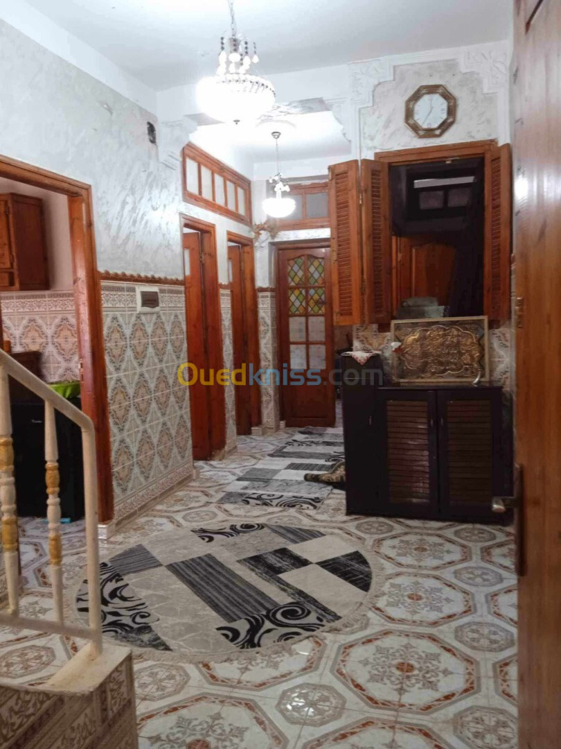 Vente Niveau De Villa F3 Tipaza Bou ismail